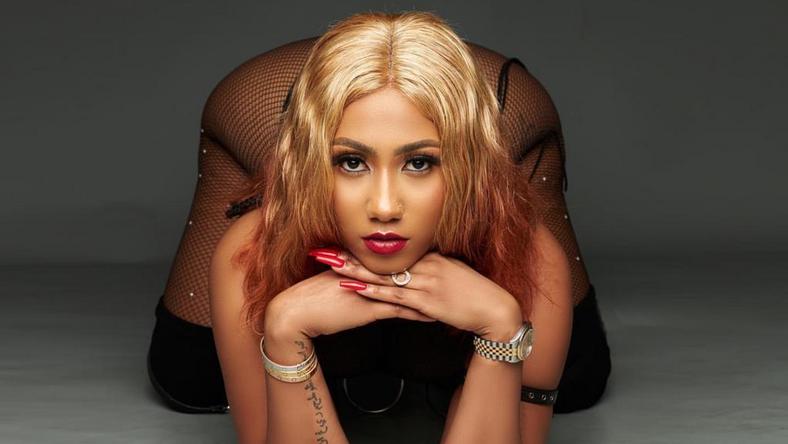 hajia-4real-hits-100-000-views-on-her-new-song