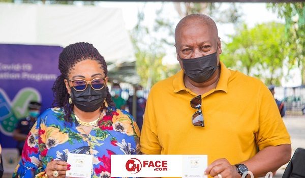 Mahama and Lordina take COVID-19 Vaccine
